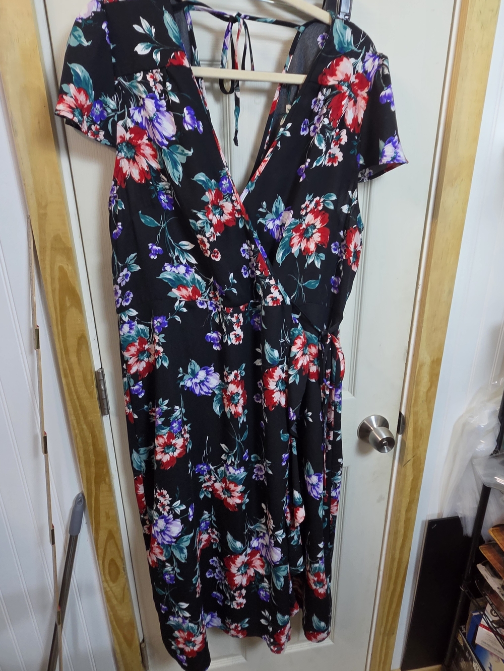 Wrap Floral Blooms Midi Dress V Neck Deep Cut Tie Back #0471